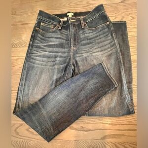 JCREW STRAIGHT LEG JEANS - CLASSIC NON DISTRESSED DENIM